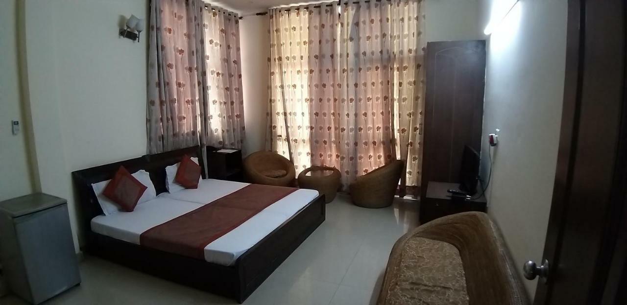 Hotel Home Stay Dwarka Delhi  Exterior foto
